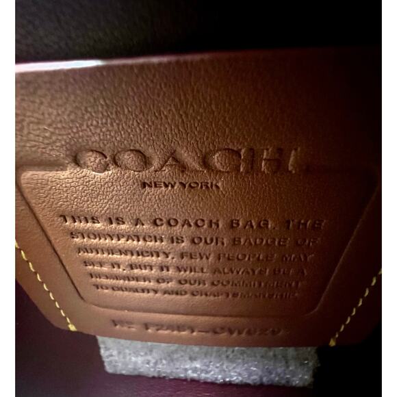 Coach Times Square Tabby 20 Merlot - Picture 9 of 10